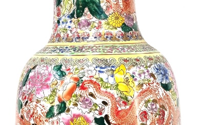 A LARGE MID-CENTURY CANTONESE FAMILLE ROSE VASES