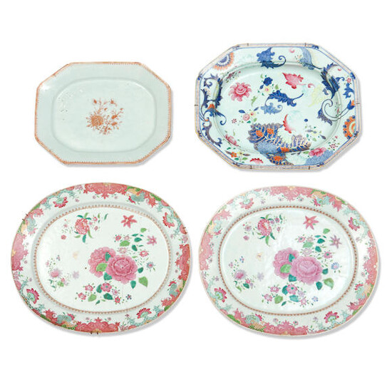 A PAIR OF 18TH CENTURY CHINESE FAMILLE ROSE PLATTERS