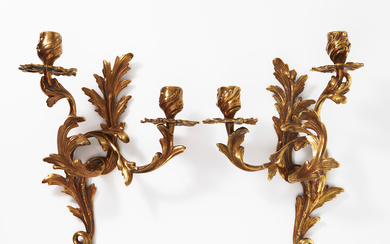 A pair of bronze appliques, first half of the 20th century.
