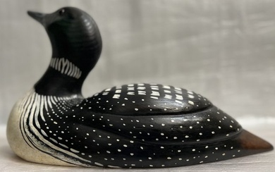 AC AUSTIN HAND CARVED FROM WOOD "COMMON LOON" DUCK HAND SIGNED AND NUMBERED 9.5" T 17" L
