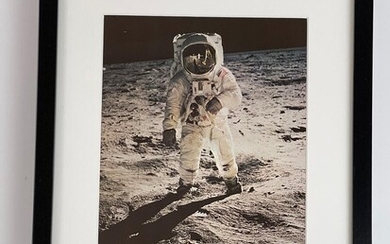 SOLD. An original NASA colour offset photograph from the Apollo 11 Mission in July 1969. Frame size 42 x 32 cm. – Bruun Rasmussen Auctioneers of Fine Art
