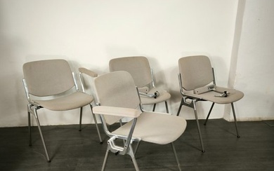 Anonima Castelli - Giancarlo Piretti DSC106 Rainbow - Chair (4) - with removable armrest - Textiles, Wood, Cast Aluminium