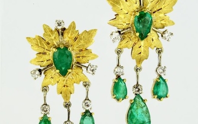 Buccellati - 18 kt. Yellow gold - Earrings Emerald - Diamonds