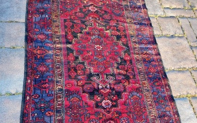 Carpet - 207 cm - 140 cm
