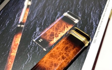 Cartier - Must de Cartier - Trinity Oval flame lacquer - Lighter - Gold-plated, Lacquer