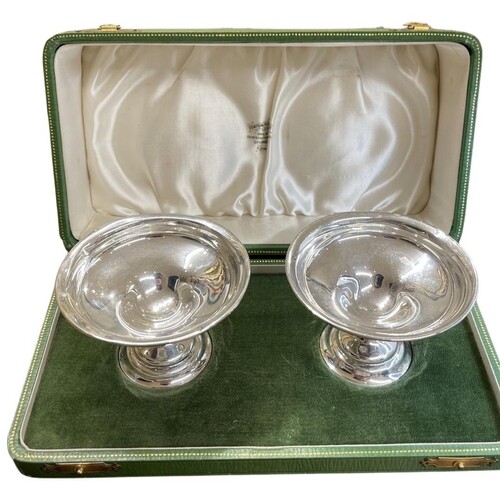 Cased Pair of Small Pedestal DIshes. 149 g (filled). Birming...