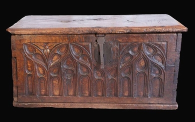 Chest - Gothic - Oak - 16th century
