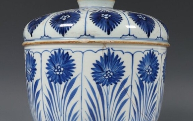 China, large blue and white porcelain lace pot,...