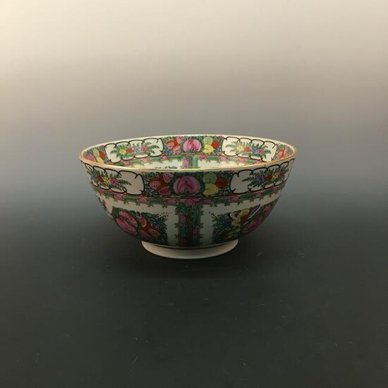 Chinese Famille Rose 'Flower' Bowl