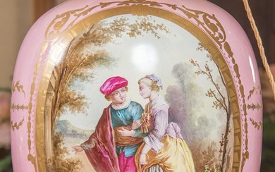 Coppia di grandi vasi in porcellana di Sevres, Francia, seconda metà XIX secolo