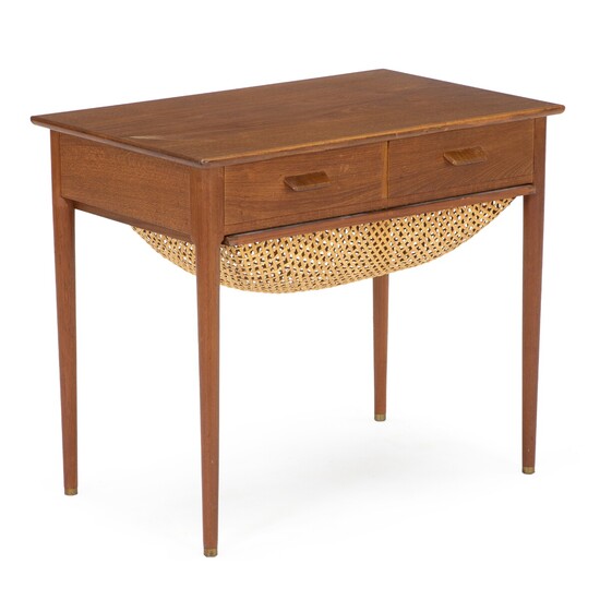 Danish furniture design: Sewing table of teak with pullout woven cane basket. Front with two drawers. H. 54 cm. L. 63 cm. W. 40 cm.