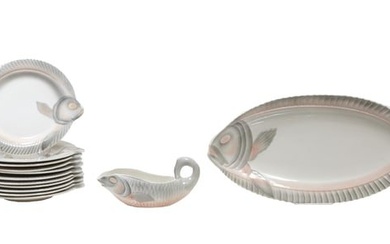 French Ceramic Thirteen Piece Fish Set, 20th c., by Sarraguemines, consisting of 11 fish form