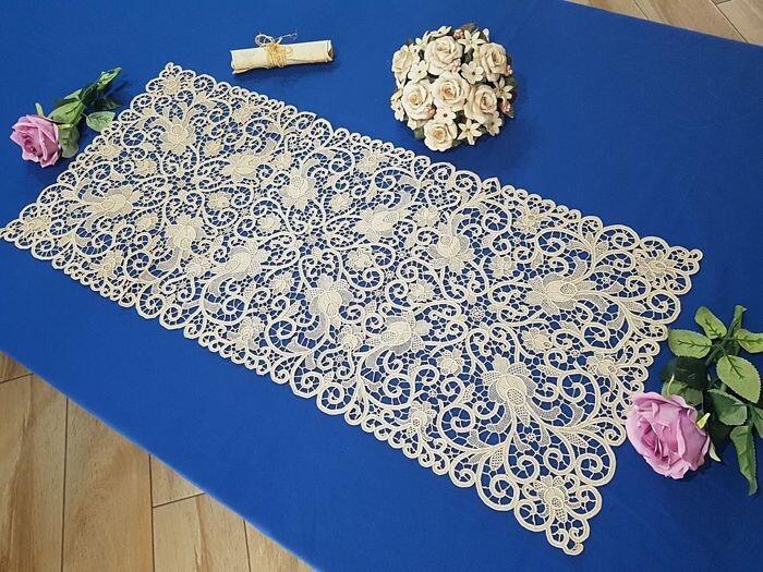 Handmade Burano table runner 38 x 88 cm - Cotton - 21st century