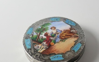 Italian parcel Gilt 800 Silver compact with enamel courting scene