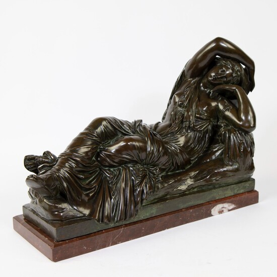 L'Ariane endormie, copie en bronze d'après l'original de l'école hellénistique de Pergame du IIe siècle...