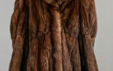 Ladies sable coat, without nam