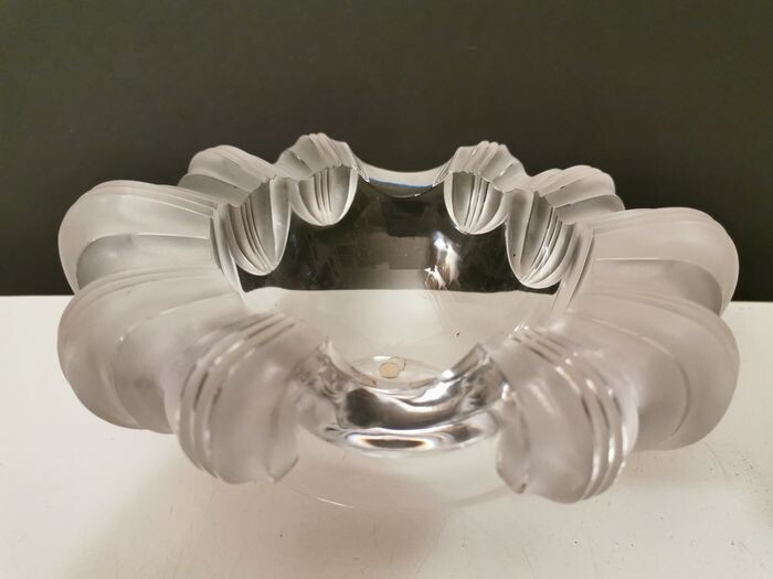 Lalique - Bowl (1) - Crystal