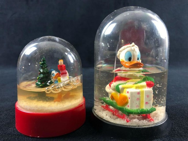 Lot of 2 Vintage Mini Donald Duck Christmas Holiday