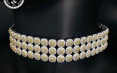 Magnificent IGI Certificate 36.70ct Fancy Yellow, Diamonds - 18 kt. White gold, Yellow gold - Necklace - ***NO RESERVE PRICE***
