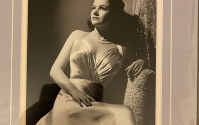 Margaret Lockwood stunning signed 14x11 inch display with the...