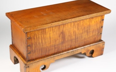 Miniature Tiger Maple Chippendale Style Lift Top Blanket Box
