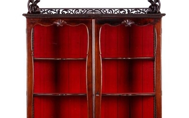 (-), Walnut veneer 2-door display cabinet with glazed...