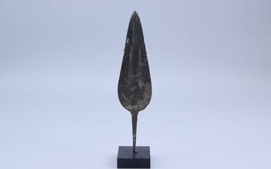 Orient ancien. Probablement Iran. Age du Bronze, v. 3000-1500 av. J.-C. Lame en bronze dont...