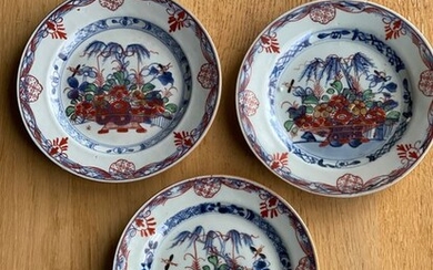 Plates, Amsterdam fur (3) - Ceramic, Porcelain - China - 18th century