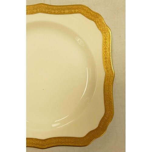 Royal Doulton H2908 Gold Encrusted on Ivory background dinne...