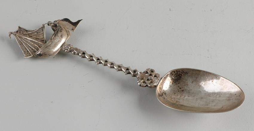 Silver birth spoon, 833/000, with a double twisted