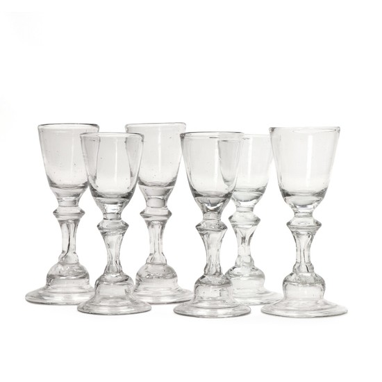 Six schnapps glasses - Hessian type. Germany, 18th century. H. 11–11.5 cm. (6)