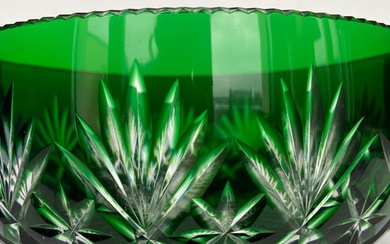 St. Louis - Splendid and rare green overlay cut - "Massenet" model - Cut crystal