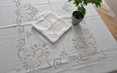 Tablecloth - 275 cm - 175 cm
