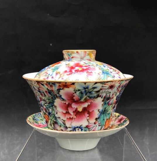 Tea set - Mille fleur - Porcelain - China - Republic period (1912-1949)