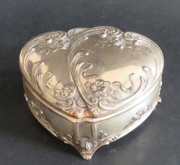 Vintage Twin Heart Jewelry Box Art Deco 1930s