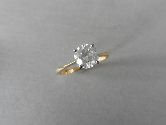 1.06ct diamond solitaire ring with a brilliant cut...
