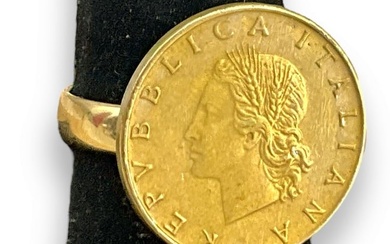 14kt Yellow Gold Ring With Italian Coin