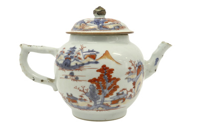 18th Cent. Chinese tea pot in porcelain
