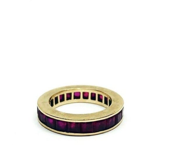 1950's Yellow Gold Ruby Band 4mm