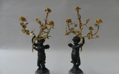 PAIRE DE GRANDS CANDÉLABRES LOUIS XVI en bronze à …
