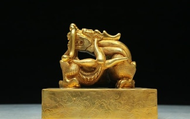 A Brilliant Gilt-Bronze 'Dragon' Seal