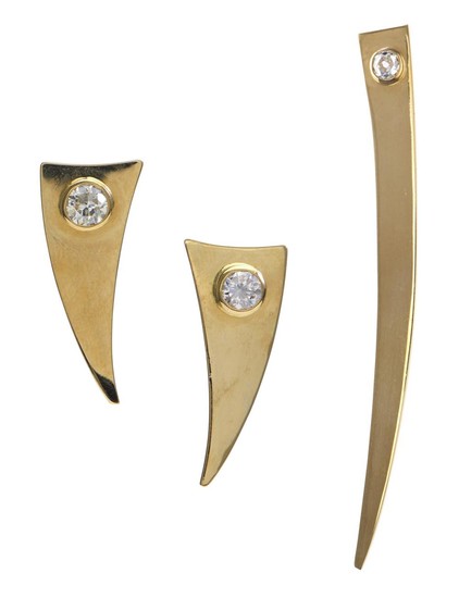 A DIAMOND BROOCH AND EARRING SUITE BY CHRISTIAN GORTZ