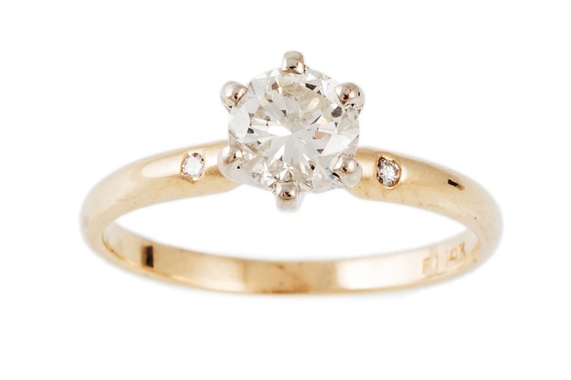 A DIAMOND SOLITAIRE RING, of approx. 0.65ct, I-J, SI, mounte...