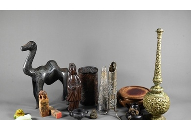 A small collection of Asian collectables including a Chinese...