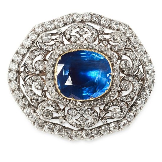 AN ANTIQUE SAPPHIRE AND DIAMOND BROOCH in yellow gold