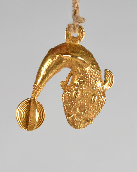 An Ashanti gold pendant