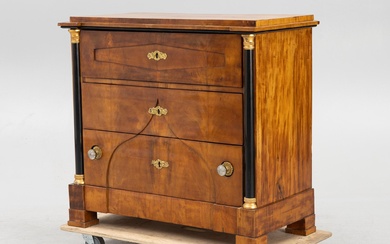 Chest of drawers, Empire, first half of the 19th century.