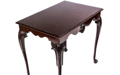 Chippendale-Style Mahogany Shell Carved Table