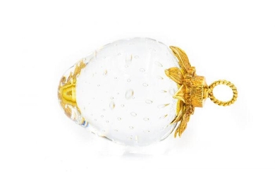 Contemporary Steuben Yellow Gold and Glass Strawberry