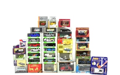 Diecast - a collection of assorted boxed diecast model cars ...